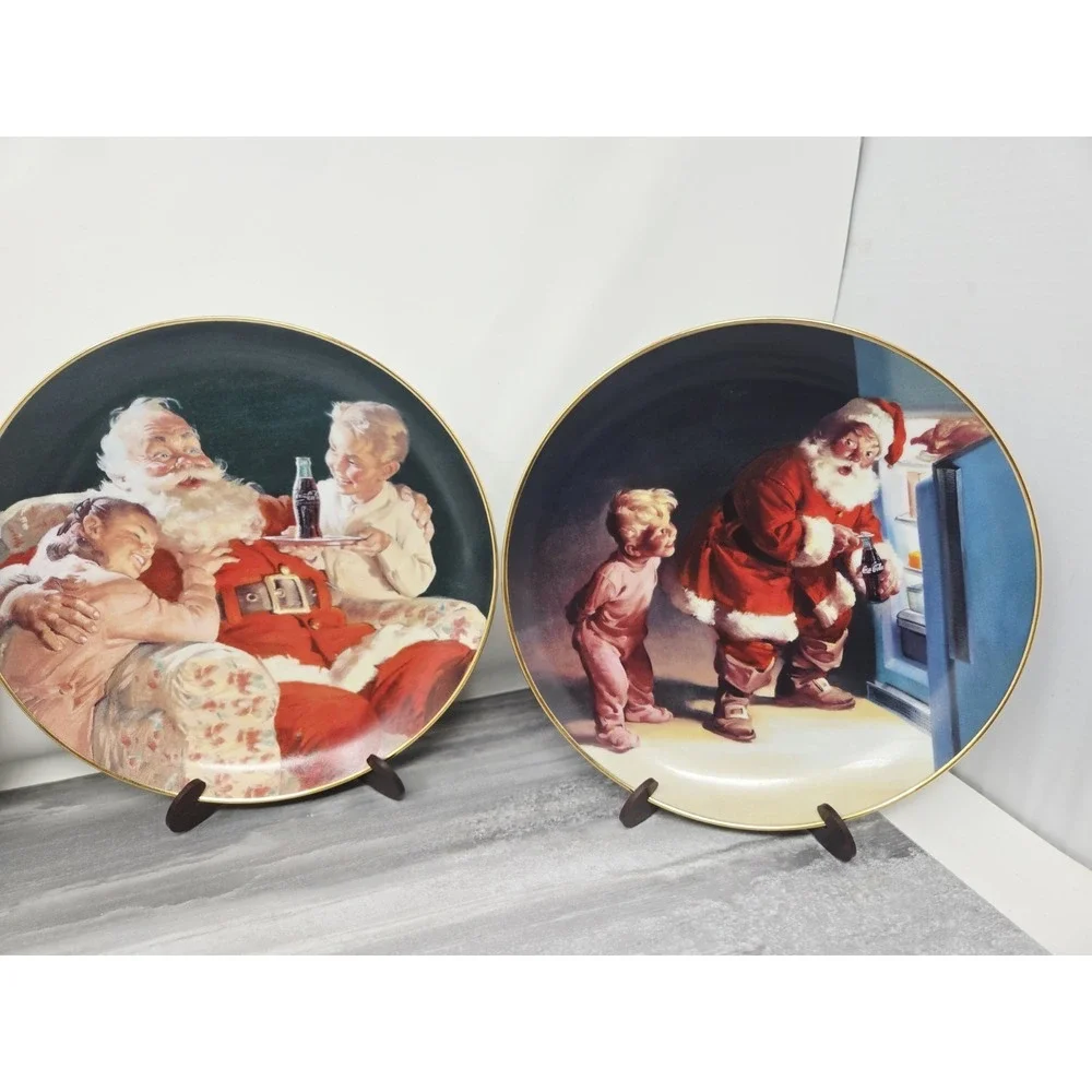 4 Vintage 90s Coca Cola Plates Franklin Mint Collectible Santa Christmas Cookies